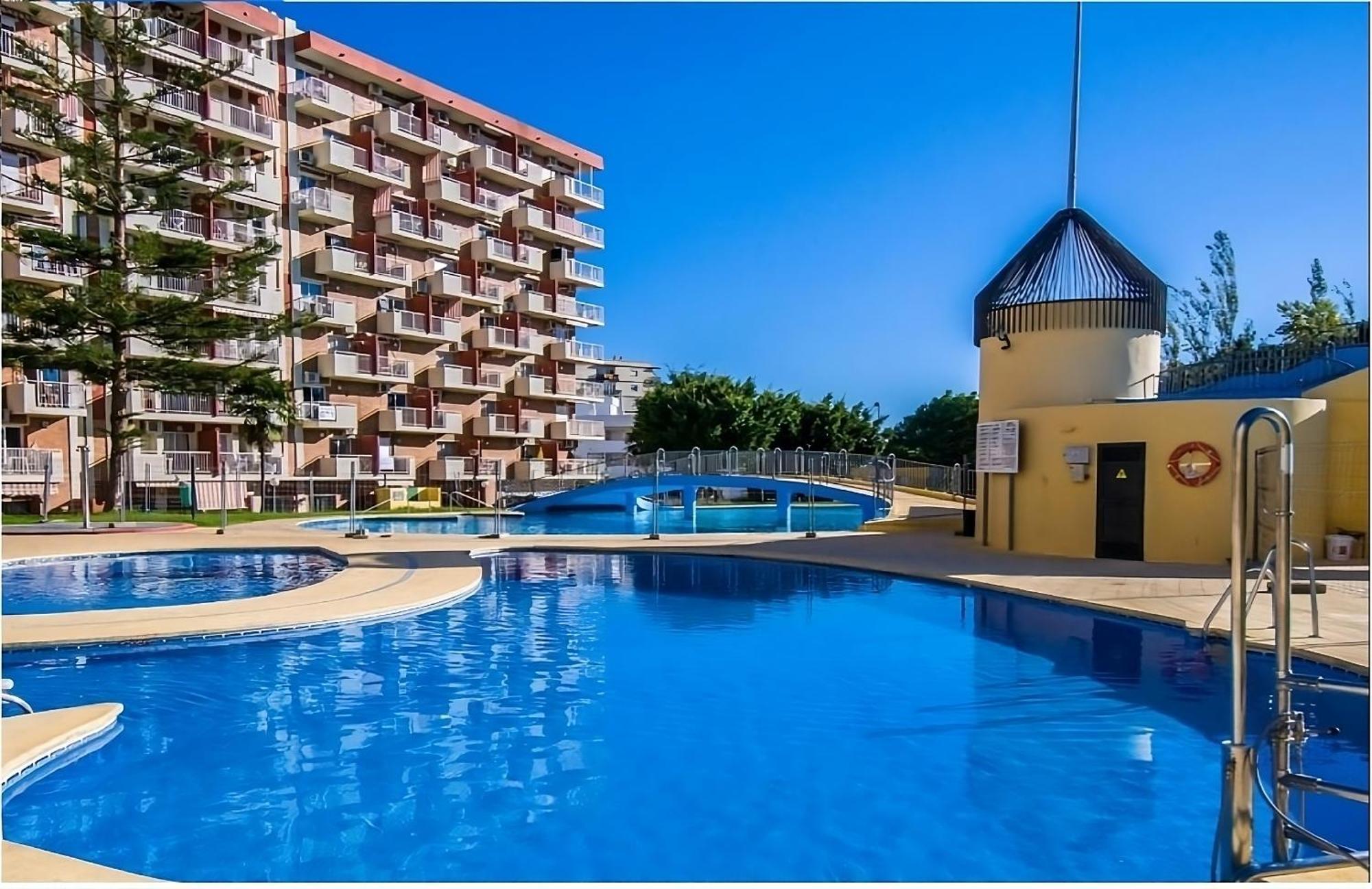 Jupiter. Moderno Estudio. Vistas Al Mar Y Montana Benalmadena Exterior photo